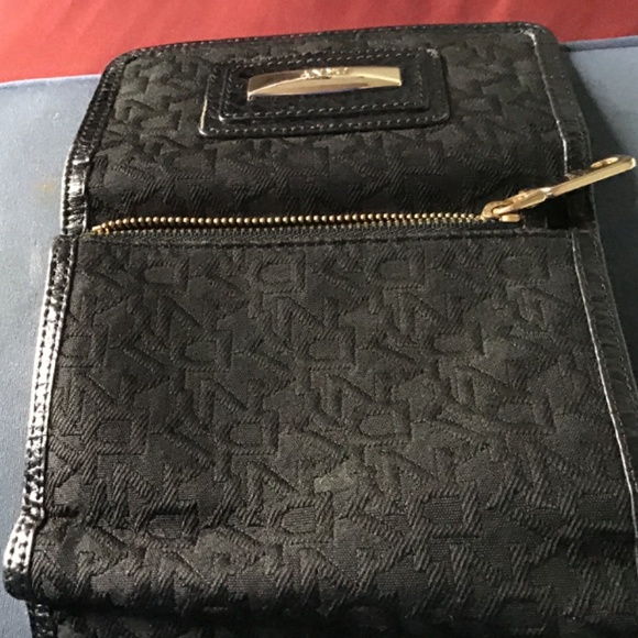 DKNY Black Leather & Canvas Tri Fold Wallet - Picture 5 of 5